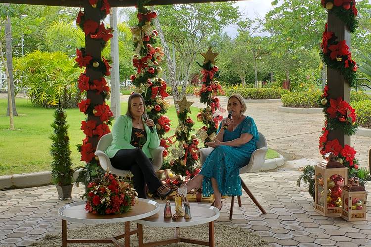 Claudete Troiano mostra como seu programa transformou vidas em especial de Natal