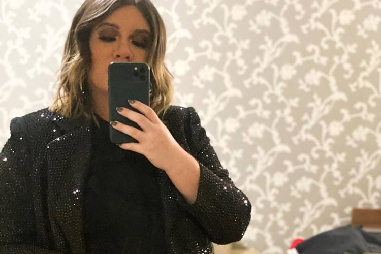 Marilia Mendonça brinca ao mostrar momento em que começou o seu ‘reinado sofrencial’