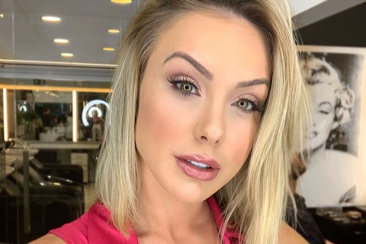 Monick Camargo - Reprodução: Instagram