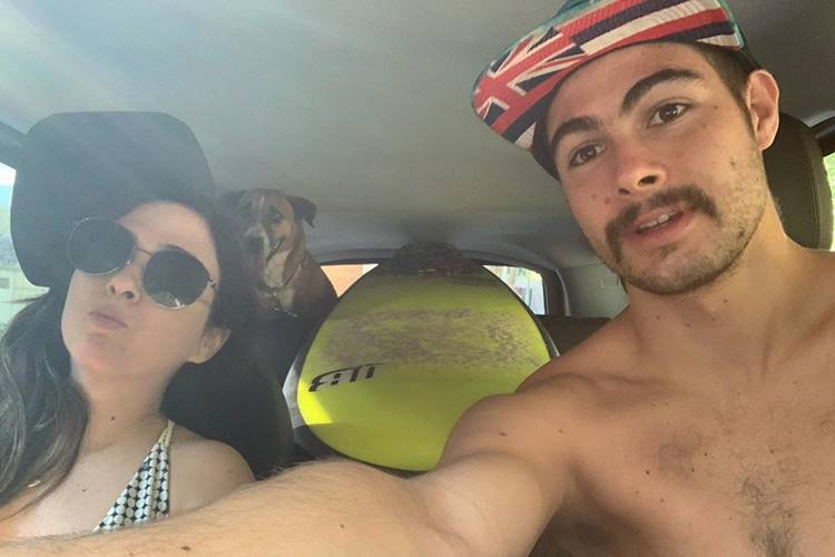 Rafa Vitti e Tatá Werneck curtem manhã em praia carioca