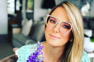 Ticiane Pinheiro Mulher de óculos