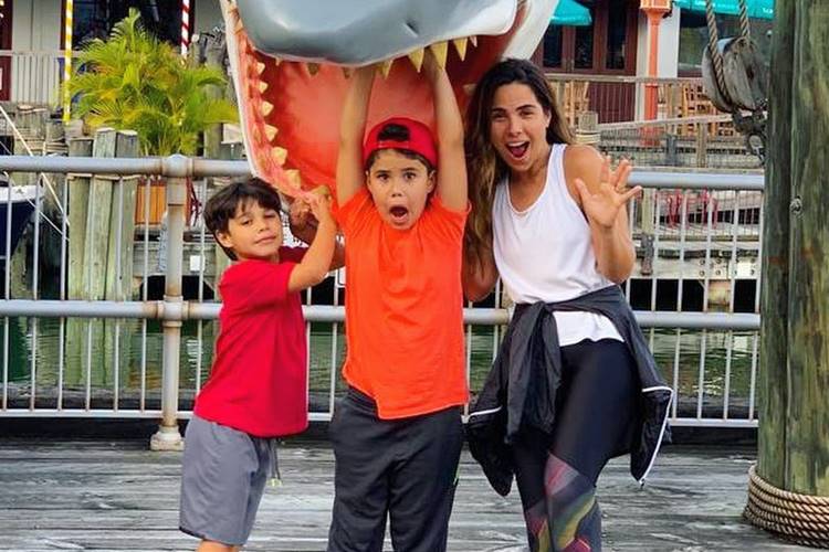Wanessa Camargo mostra detalhes da festa do filho