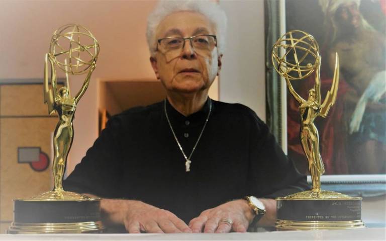 Aguinaldo Silva faz mistério sobre viagem a Miami e seguidores especulam