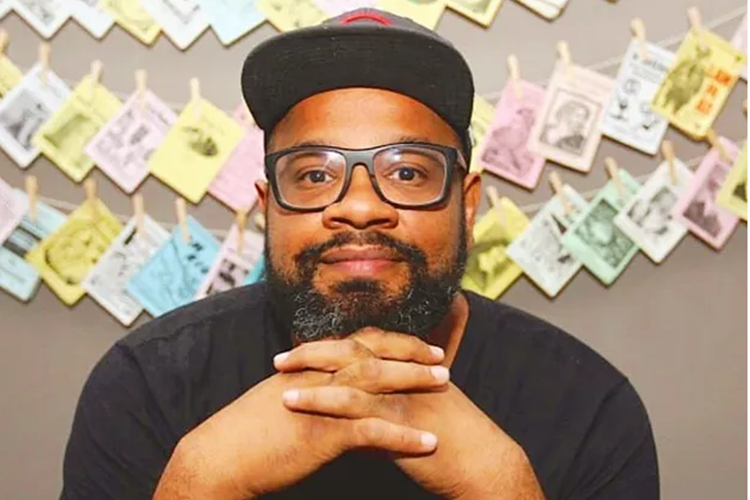 Ex-BBB Andre Gabeh relembra participação no reality e fala sobre dificuldades