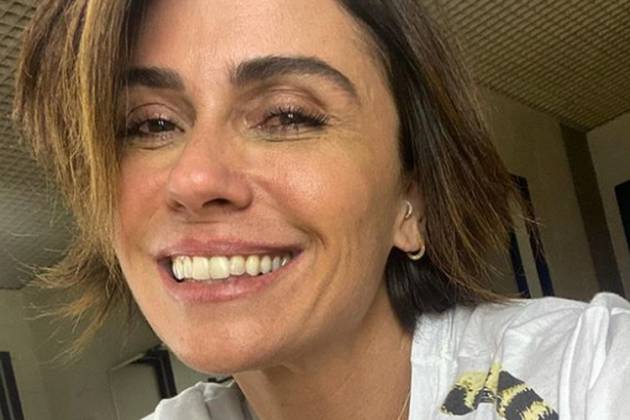 Giovanna Antonelli surge de biquíni e ostenta corpo sarado - Reprodução/Instagram
