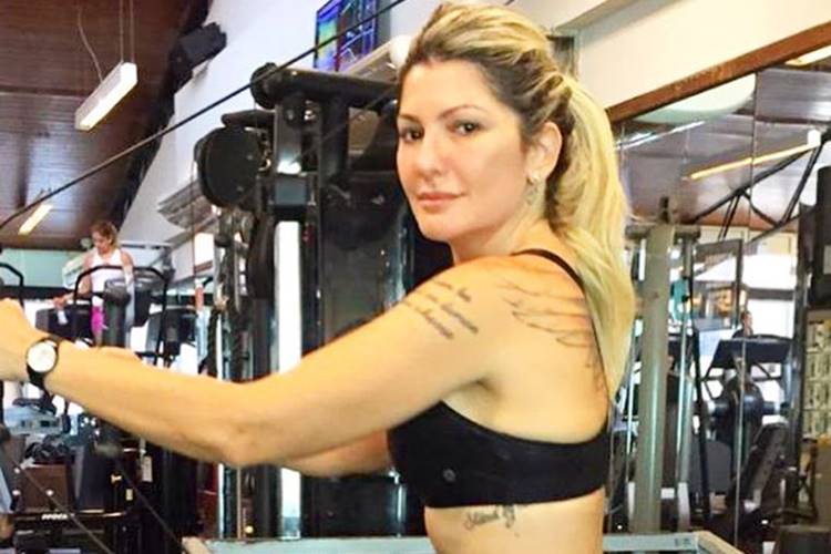 Em ritmo de Carnaval, Antonia Fontenelle pega pesado na academia