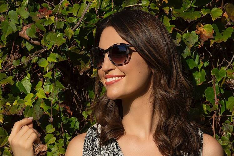 Após sair do Fofocalizando, Chris Flores surge reflexiva na web