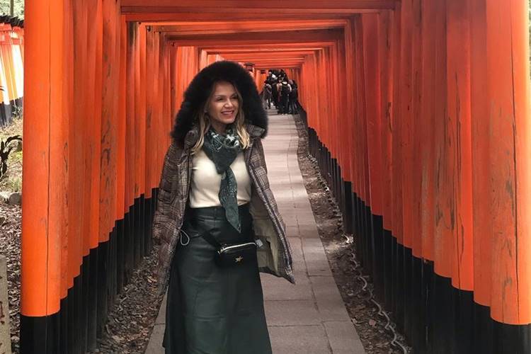 Após viagem ao Japão com os filhos, Eliana faz agradecimento