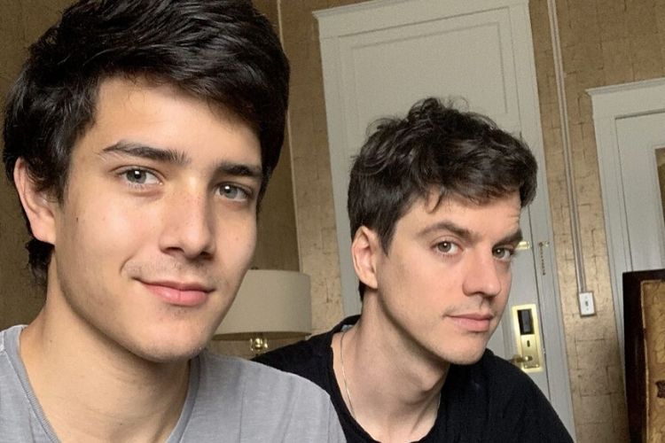 Irmão de Luciano Huck e o namorado - Reprodução: Instagram