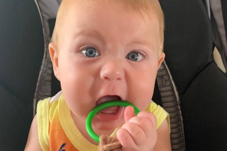 Luiza Possi celebra sete meses do filho Lucca