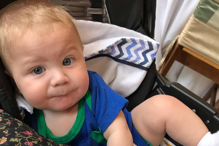 Luiza Possi encanta ao mostrar novos registros do filho, Lucca