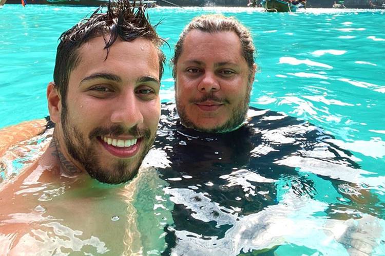 Marcus Majella se declara para namorado na Tailândia