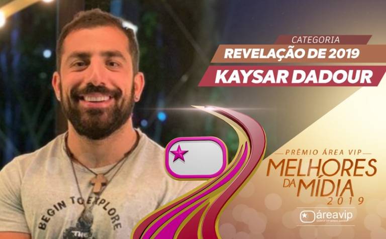 Kaysar fatura troféu de ‘Revelação de 2019’ no Prêmio Área VIP e celebra: “Obrigado por tudo”