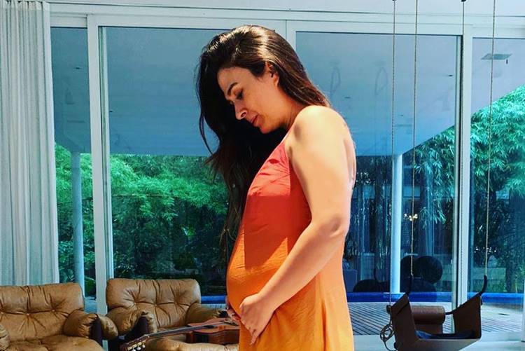 Tatá Werneck brinca ao relembrar gravidez: ” Mantém a barriga de 5 meses”