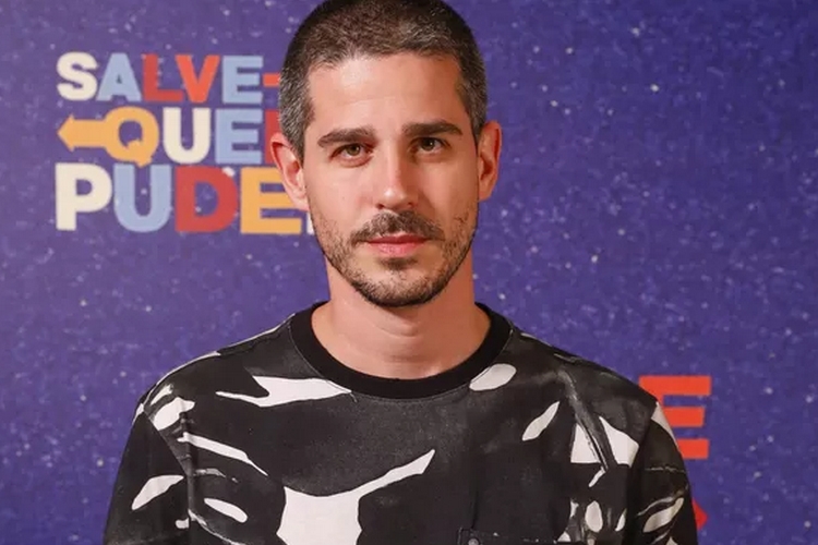 No ar em ‘Salve-se Quem Puder’, ator global quebra o silêncio sobre abandono na carreira