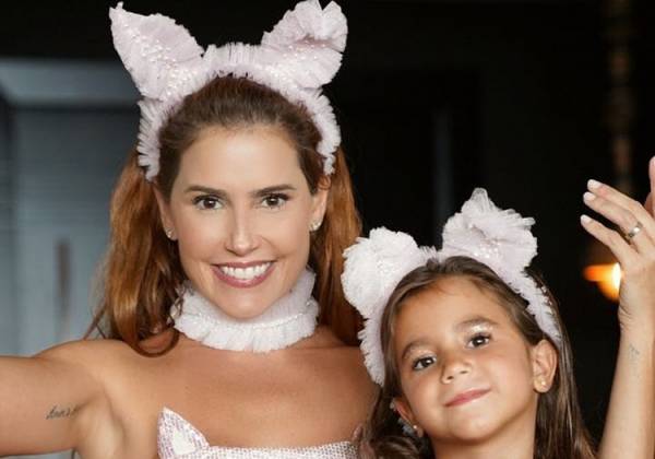 Deborah Secco e filha