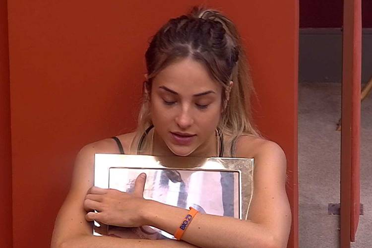 BBB20: Gabi fala sozinha no quarto do líder: “Nunca deixe de ser quem você é”