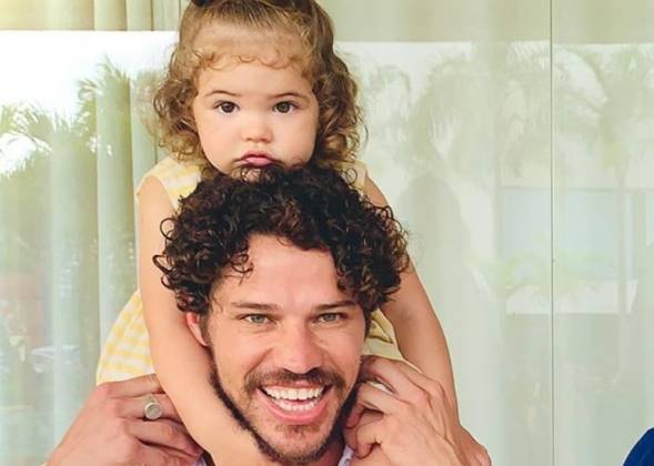 José Loreto com a filha - Instagram