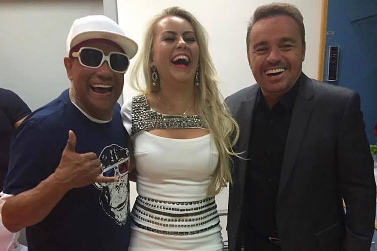 Liminha posta foto com Gugu e pede preservação de sua imagem