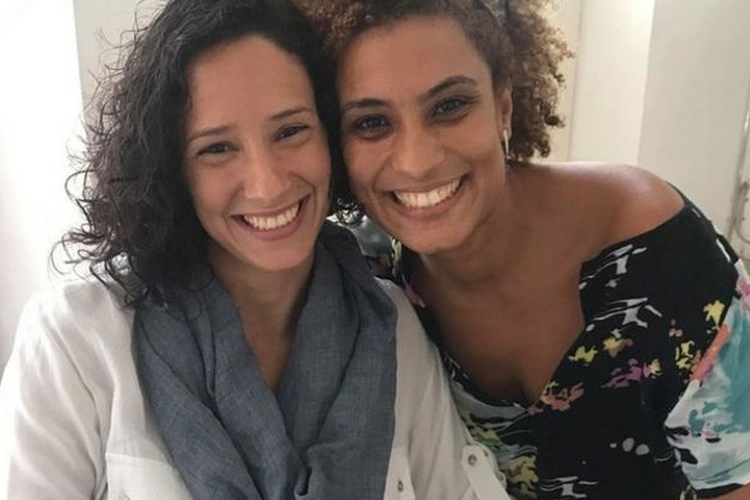 Viúva de Marielle Franco está vivendo romance com famosa cantora