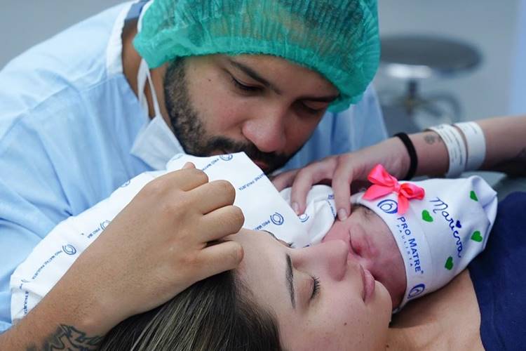 Nasce primeira filha do cantor Projota