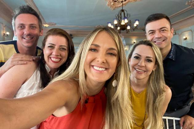 Troca de Esposas - Tici com participantes Troca de Esposas - Tici com participantes (Divulgação/Record TV)
