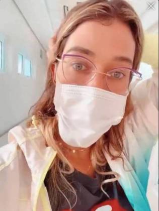 Gabriela Pugliesi está no Hospital Albert Einstein fazendo exames