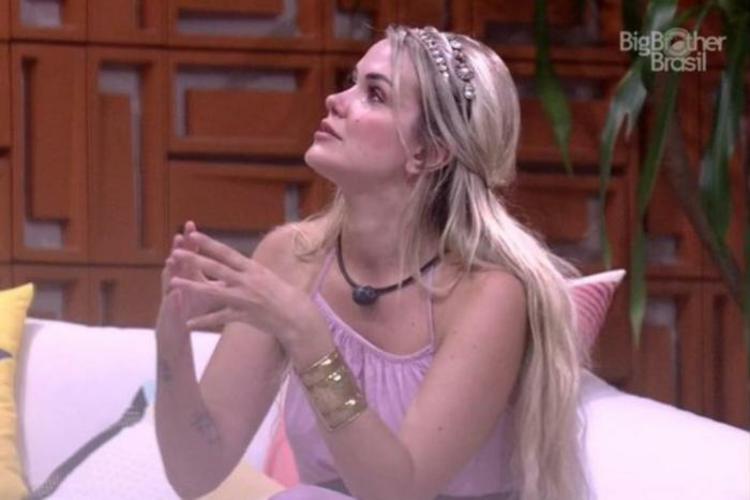BBB20: Família de Marcela pede desculpas por declarações da sister no reality