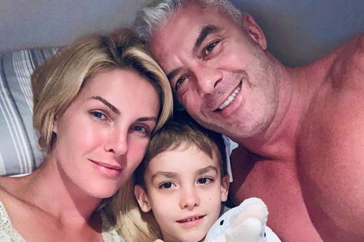 Ana Hickmann se declara à família: “Minha vida”