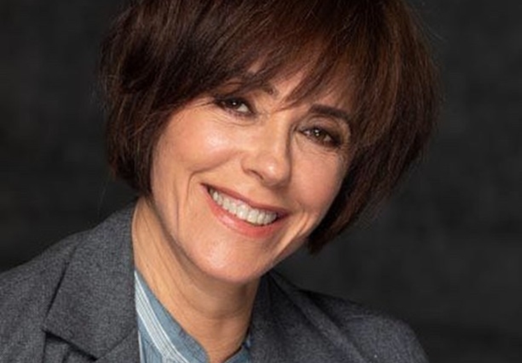 Christiane Torloni comemora reprise de ‘Fina Estampa’ e manda recado para seguidores