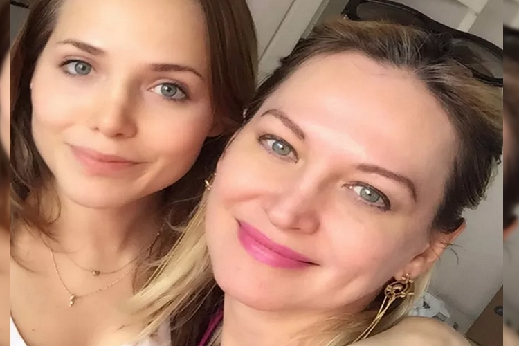 Tia de Letícia Colin avalia experiência da atriz sobre maternidade e entrega estresse