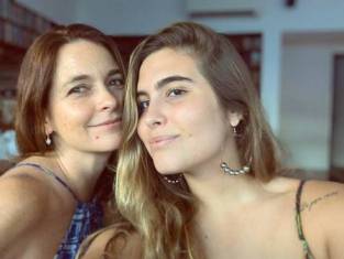 Maria tem 19 anos e é a filha mais velha de Claudia Abreu Foto: Reprodução/Instagram