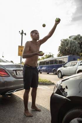 Du Farol MC fazia malabares em sinais no Rio Foto: divulgação