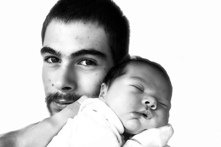 Rafa Vitti escreve poema para a filha Clara Maria e Web se derrete