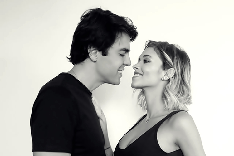 Kaká e Carol Dias revelam possíveis nomes para o primeiro bebê do casal