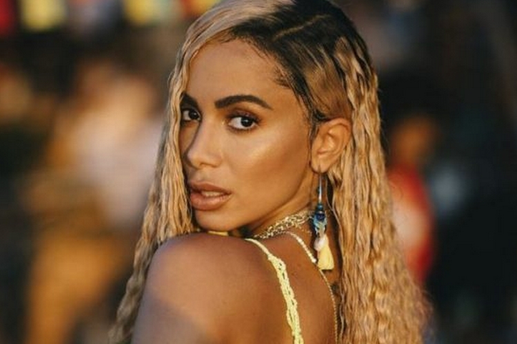 YouTube derruba clipe de grande sucesso de Anitta devido processo na Justiça