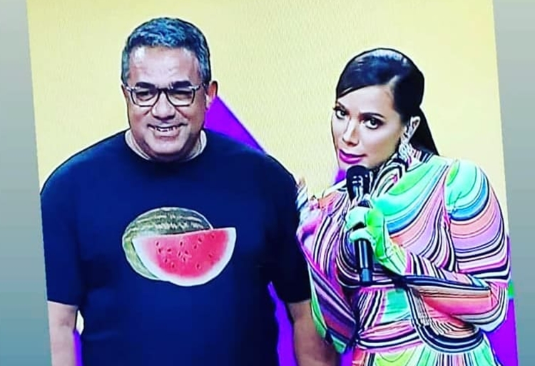 Em programa de culinária, Painitto entrega dotes de Anitta na cozinha