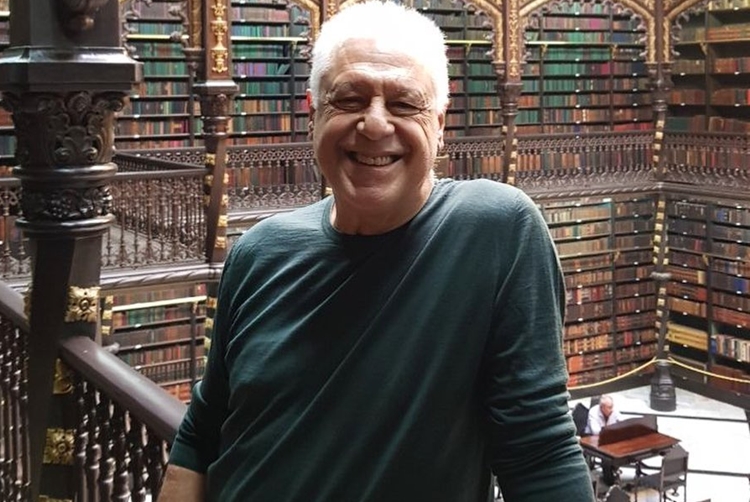 Antônio Fagundes reflete sobre dia do aniversário e ganha carinho dos amigos