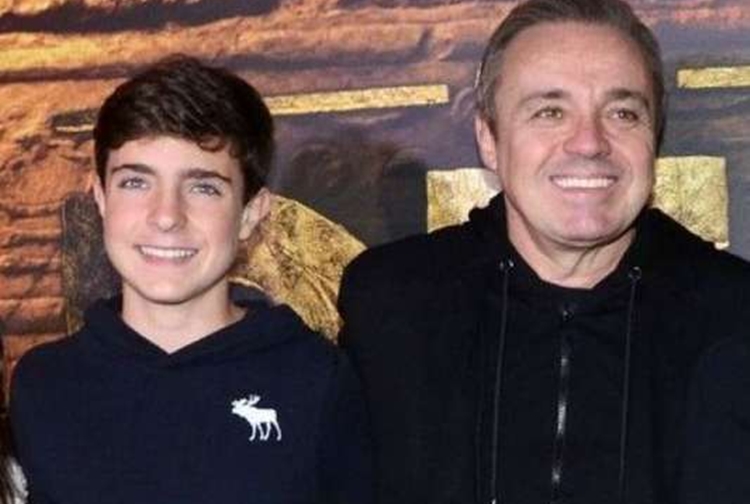 Gugu Liberato ganha linda homenagem do filho mais velho