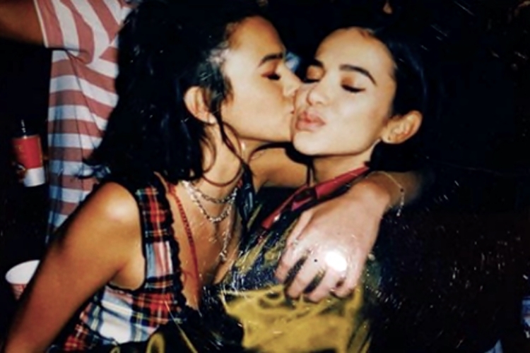 Bruna Marquezine festeja com a primeira liderança de Manu Gavassi no BBB20