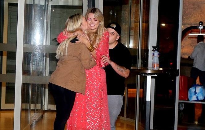 BBB20: Marcela se emociona ao reencontrar irmãos após eliminação - AgNews