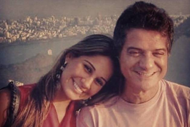 Mayra Cardi e o pai reprodução instagram