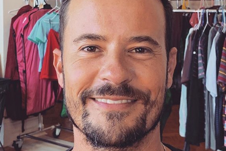 Aos 41, Paulo Vilhena assume namoro com estudante de 23 anos