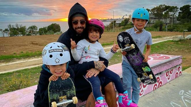 Pedro Scooby e filhos, Dom, Liz e Bem (Foto: Reprodução/Instagram)
