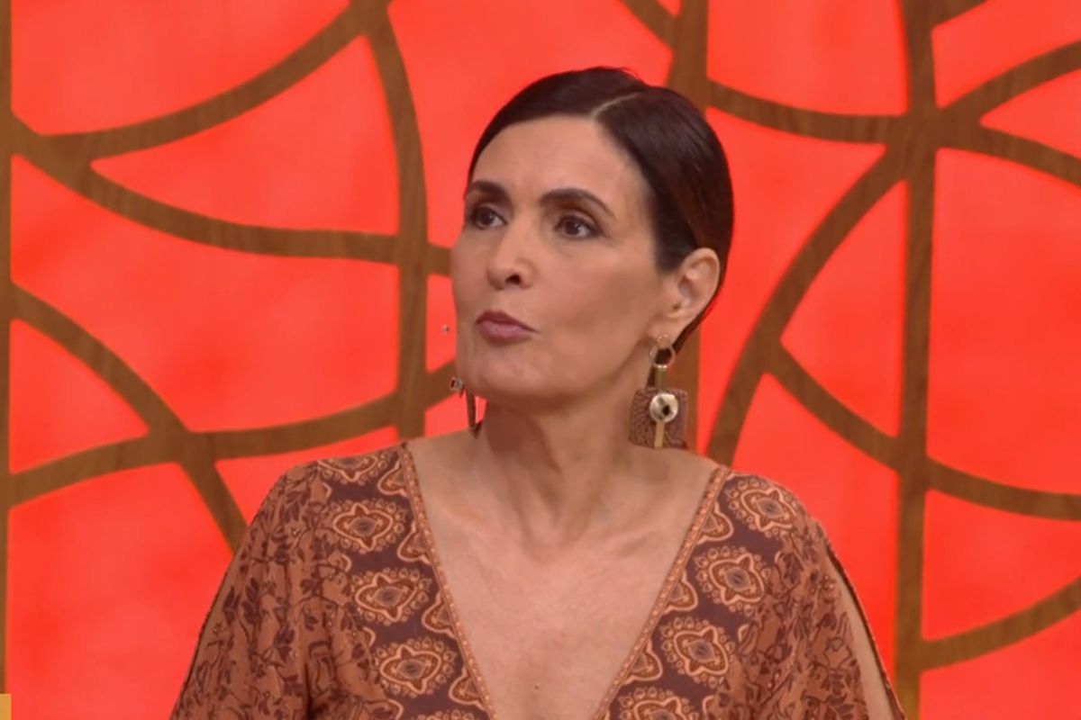 A apresentadora Fátima Bernardes, durante o 'Encontro' desta terça-feira onde falou sobre o golpe - Reprodução: Instagram