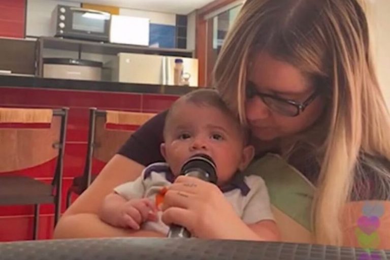 Sertaneja Marília Mendonça abre o jogo sobre a rotina com o filho nesta quarentena