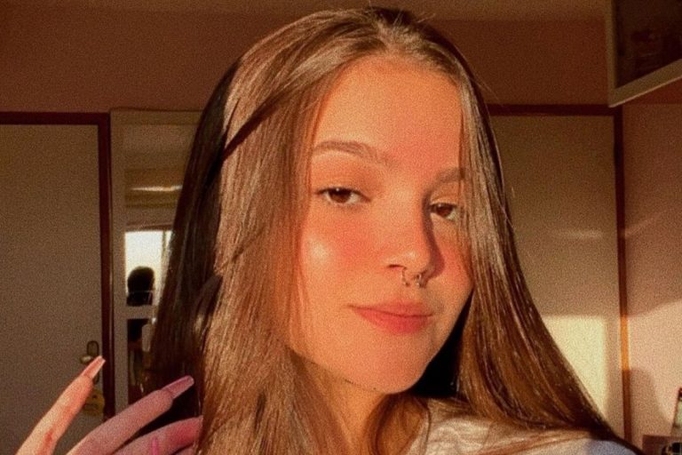 Mãe de Mel Maia revela que emancipará a atriz