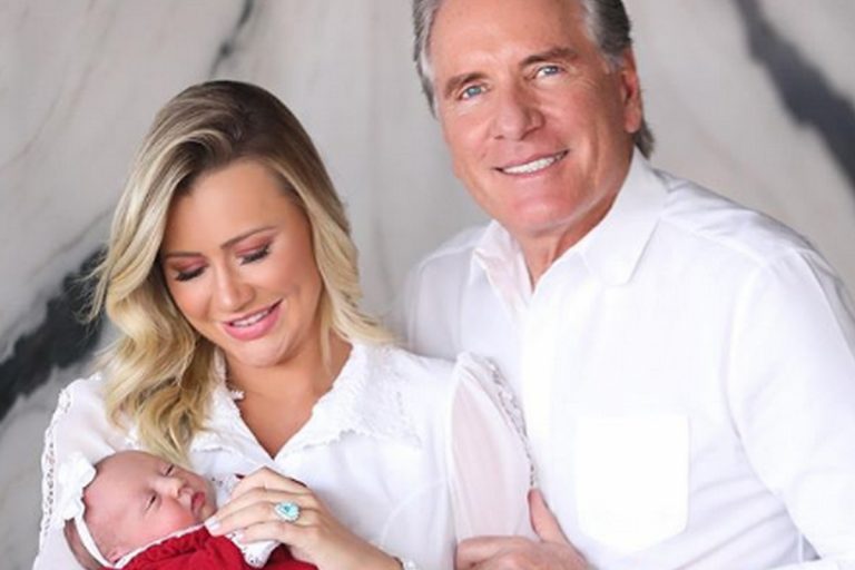 Ana Paula Siebert emociona com novo click inédito da filha recém-nascida, Vicky