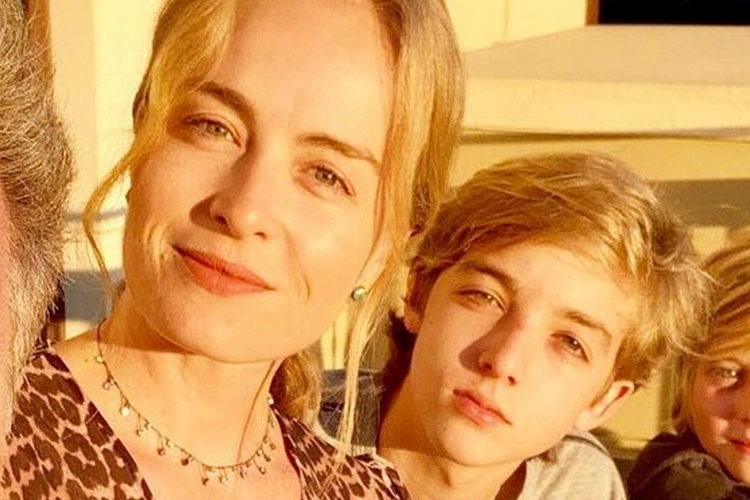 Angélica surpreende com atividade arriscada ao lado do filho, Joaquim, na quarentena