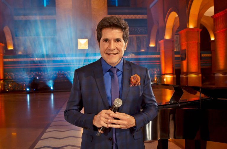 TV Aparecida exibe show exclusivo de Daniel gravado no Santuário Nacional